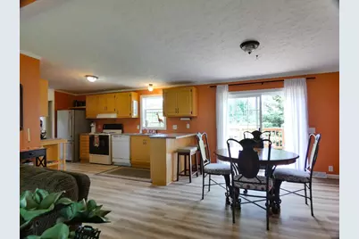 N3644 Green Valley Road, Pulaski, WI 54162 - Photo 6