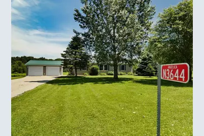 N3644 Green Valley Road, Pulaski, WI 54162 - Photo 2
