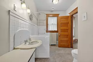 1133 Algoma Blvd, Oshkosh, WI 54901 - Photo 28