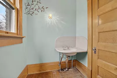 1133 Algoma Boulevard, Oshkosh, WI 54901 - Photo 24
