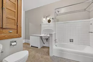 1133 Algoma Blvd, Oshkosh, WI 54901 - Photo 28