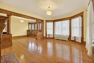 1133 Algoma Blvd, Oshkosh, WI 54901 - Photo 8