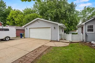 222 Pine St, Wrightstown, WI 54180 - Photo 2