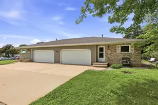 2605 W Big Bend Dr, Appleton, WI 54914 - Photo 32