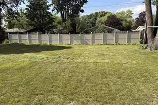 535 Park Ave, Waupaca, WI 54981 - Photo 30