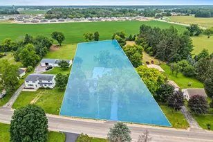 5067 Glendale Ave, Green Bay, WI 54313 - Photo 2