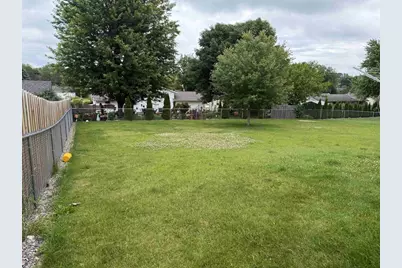 553 Delwiche Road, Green Bay, WI 54302 - Photo 6
