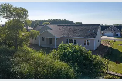 550 Royal St Pats Drive, Wrightstown, WI 54180 - Photo 6