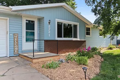 2721 Hazelwood Lane, Green Bay, WI 54304 - Photo 4