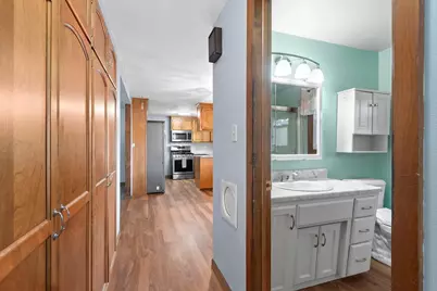 2721 Hazelwood Lane, Green Bay, WI 54304 - Photo 16