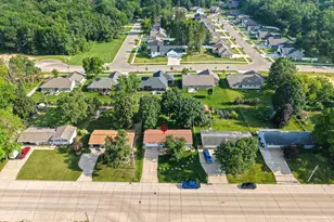2721 Hazelwood Ln, Green Bay, WI 54304 - Photo 54