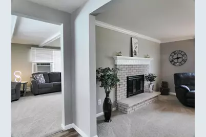 3256 Bitters Court, Green Bay, WI 54301 - Photo 10
