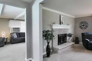 3256 Bitters Ct, Green Bay, WI 54301 - Photo 10
