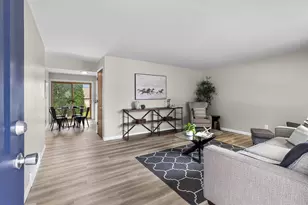 1711 Oriole St, New London, WI 54961 - Photo 8