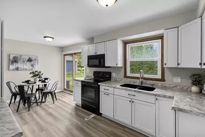 1711 Oriole Street, New London, WI 54961 - Photo 12