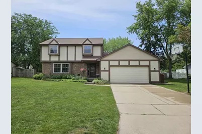 422 S Fox Croft Drive, De Pere, WI 54115 - Photo 1