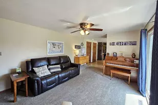 422 S Fox Croft Dr, De Pere, WI 54115 - Photo 16