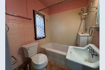 1529 Indiana Avenue, Sheboygan, WI 53081 - Photo 10