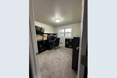 1589 W Paulson Road, Green Bay, WI 54313 - Photo 16