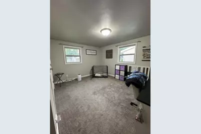 1589 W Paulson Road, Green Bay, WI 54313 - Photo 12