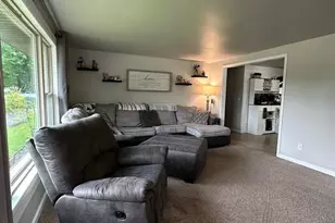 1589 W Paulson Rd, Green Bay, WI 54313 - Photo 6