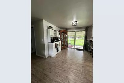 1589 W Paulson Road, Green Bay, WI 54313 - Photo 4