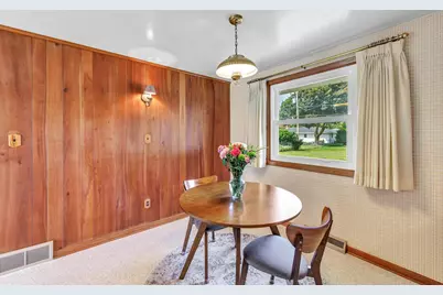 1172 Alice Drive, Green Bay, WI 54304 - Photo 8