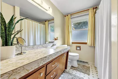 1172 Alice Drive, Green Bay, WI 54304 - Photo 12