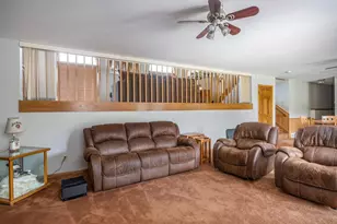 3318 Creek Side Dr, Oshkosh, WI 54904 - Photo 12
