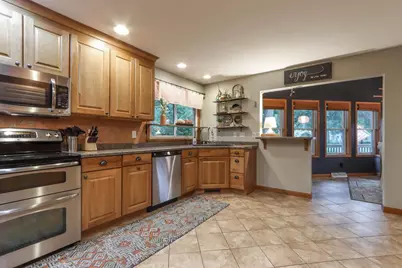 918 S Main Street, Waupaca, WI 54981 - Photo 8