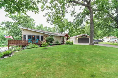 918 S Main Street, Waupaca, WI 54981 - Photo 1