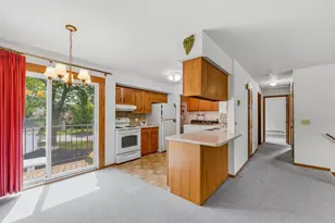 67 University Dr, Fond du Lac, WI 54935 - Photo 4
