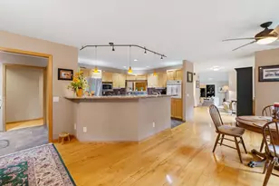 7692 Schiller Ct, Verona, WI 53593 - Photo 10