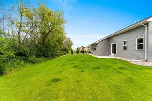 1708 Patriot Wy, Neenah, WI 54956 - Photo 32