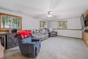 405 Crowfoot Ave, Fond du Lac, WI 54935 - Photo 18