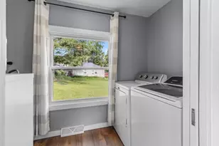 190 Division St, Iola, WI 54945 - Photo 14