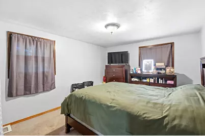 2525 Heather Road, Green Bay, WI 54311 - Photo 12