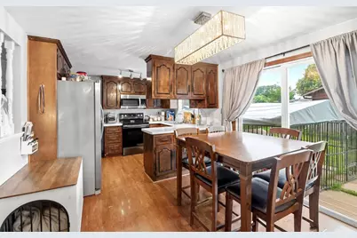2525 Heather Road, Green Bay, WI 54311 - Photo 8
