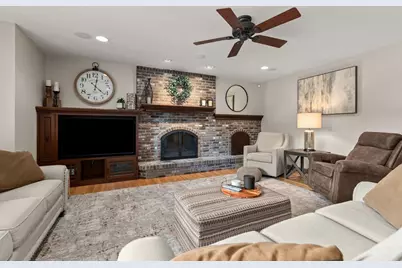 2801 Schaefer Circle, Appleton, WI 54915 - Photo 6