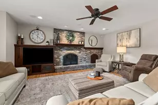 2801 Schaefer Cir, Appleton, WI 54915 - Photo 6