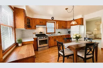 403 Dakota Street, Oshkosh, WI 54902 - Photo 10