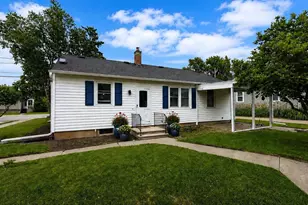 403 Dakota St, Oshkosh, WI 54902 - Photo 32