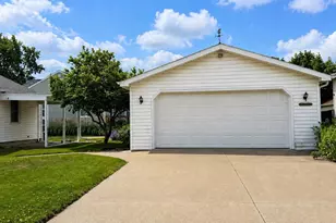 403 Dakota St, Oshkosh, WI 54902 - Photo 34