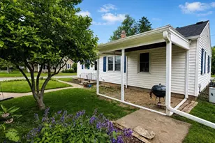 403 Dakota St, Oshkosh, WI 54902 - Photo 30