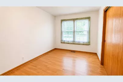 403 Dakota Street, Oshkosh, WI 54902 - Photo 24