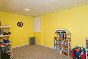 2530 Grassy Ln, Neenah, WI 54956 - Photo 30