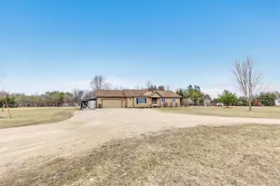 801 Simon St, Wild Rose, WI 54984 - Photo 28