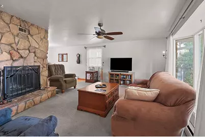 1285 7th Street, Green Bay, WI 54304 - Photo 6