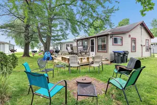 W6005 Lake Dr, Shawano, WI 54166 - Photo 2