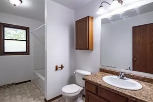 622 W Fulton St, Waupaca, WI 54981 - Photo 8